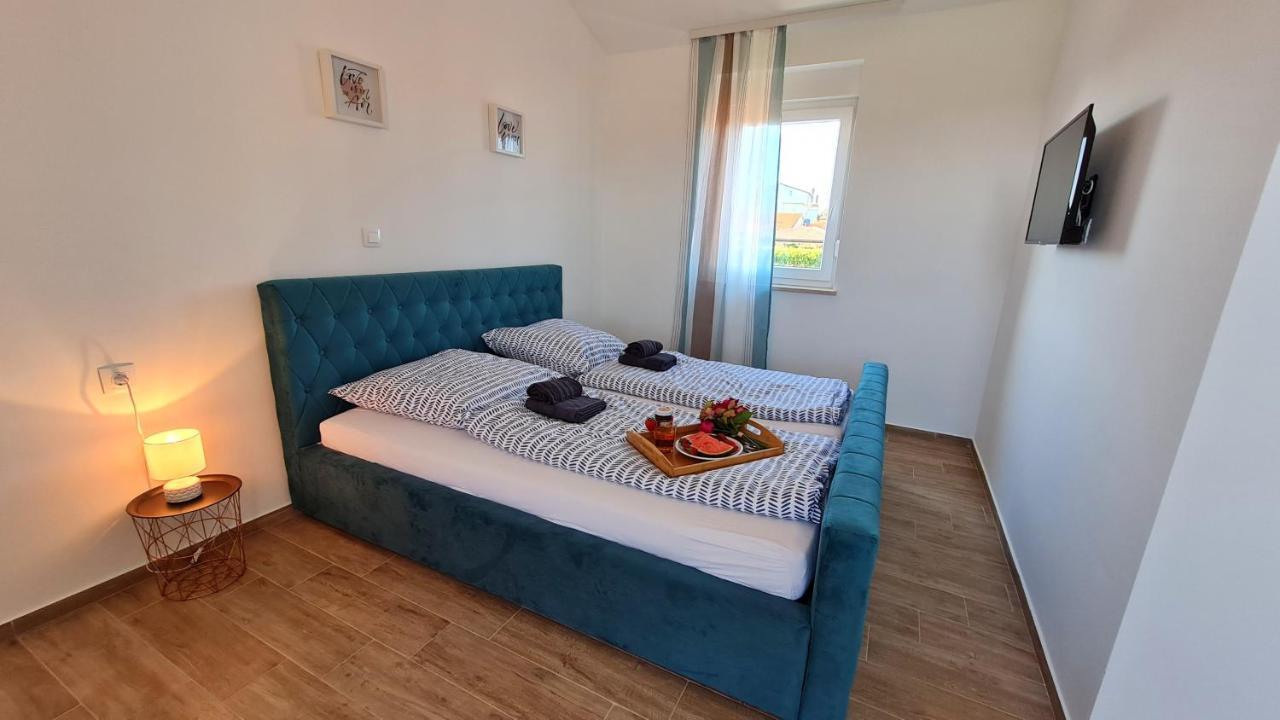 Villa Robert Kaštelir Dış mekan fotoğraf