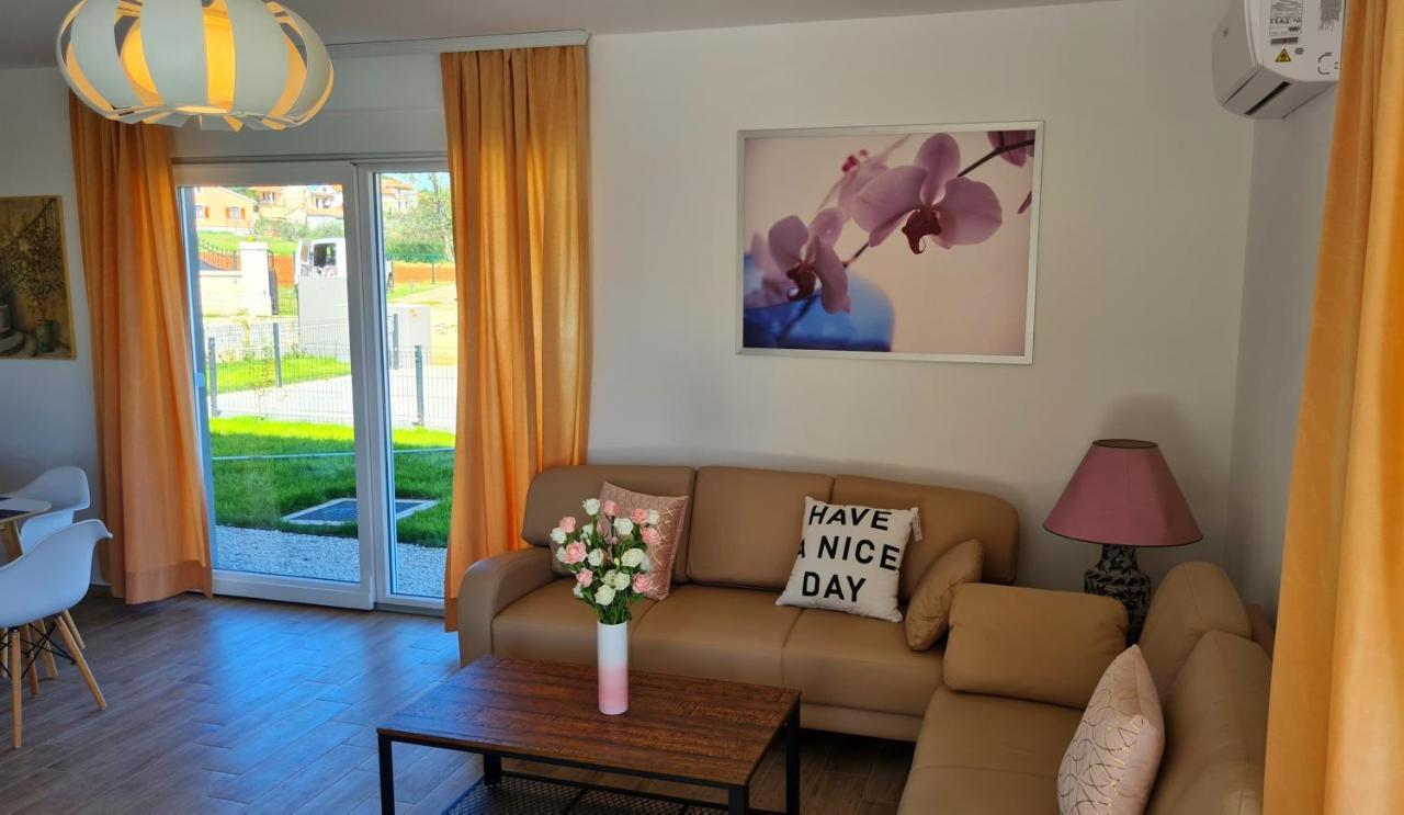Villa Robert Kaštelir Dış mekan fotoğraf